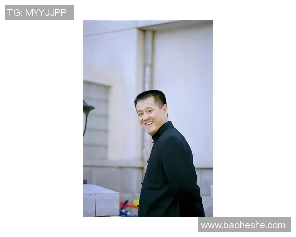 赵本山：从喜剧之王到足球界新星的传奇转型之路