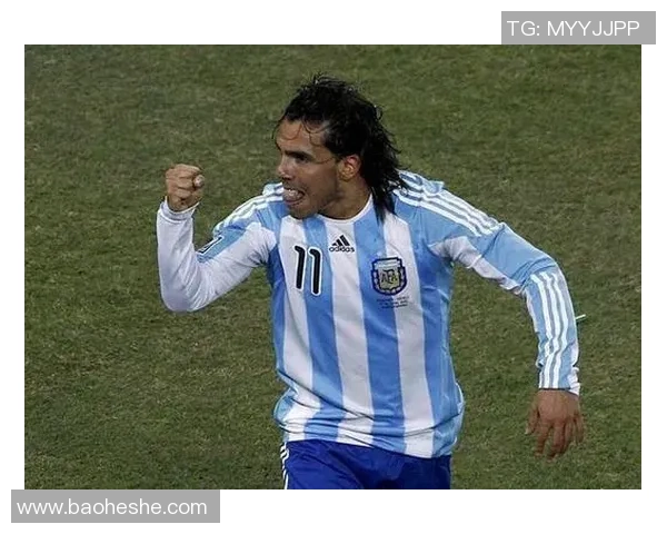 英俊又技艺高超的足球球星们 他们如何在绿茵场上创造传奇