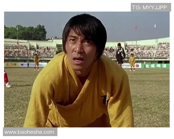 星爷少林足球经典场景再现 大街上走路的幽默与传奇